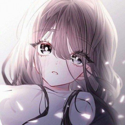 竹笋把衣服顶起来了